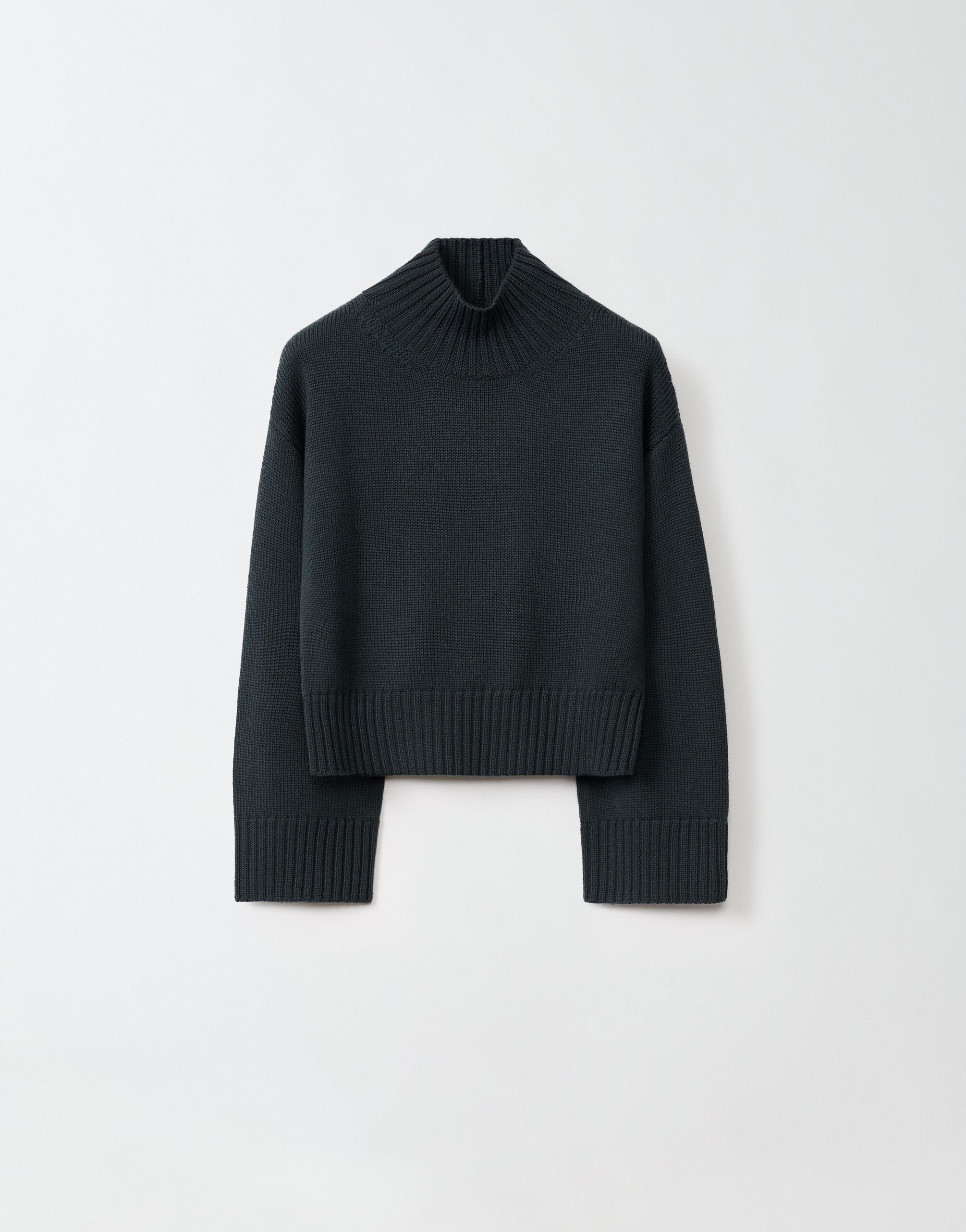 ${brand} Merino wool sweater, petroleum ${colorDescription} ${masterID}